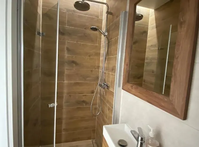 펜션 Jasminowa 17 그디니아