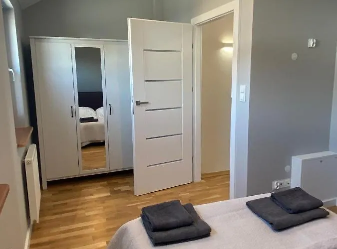 Jasminowa 17 펜션 그디니아